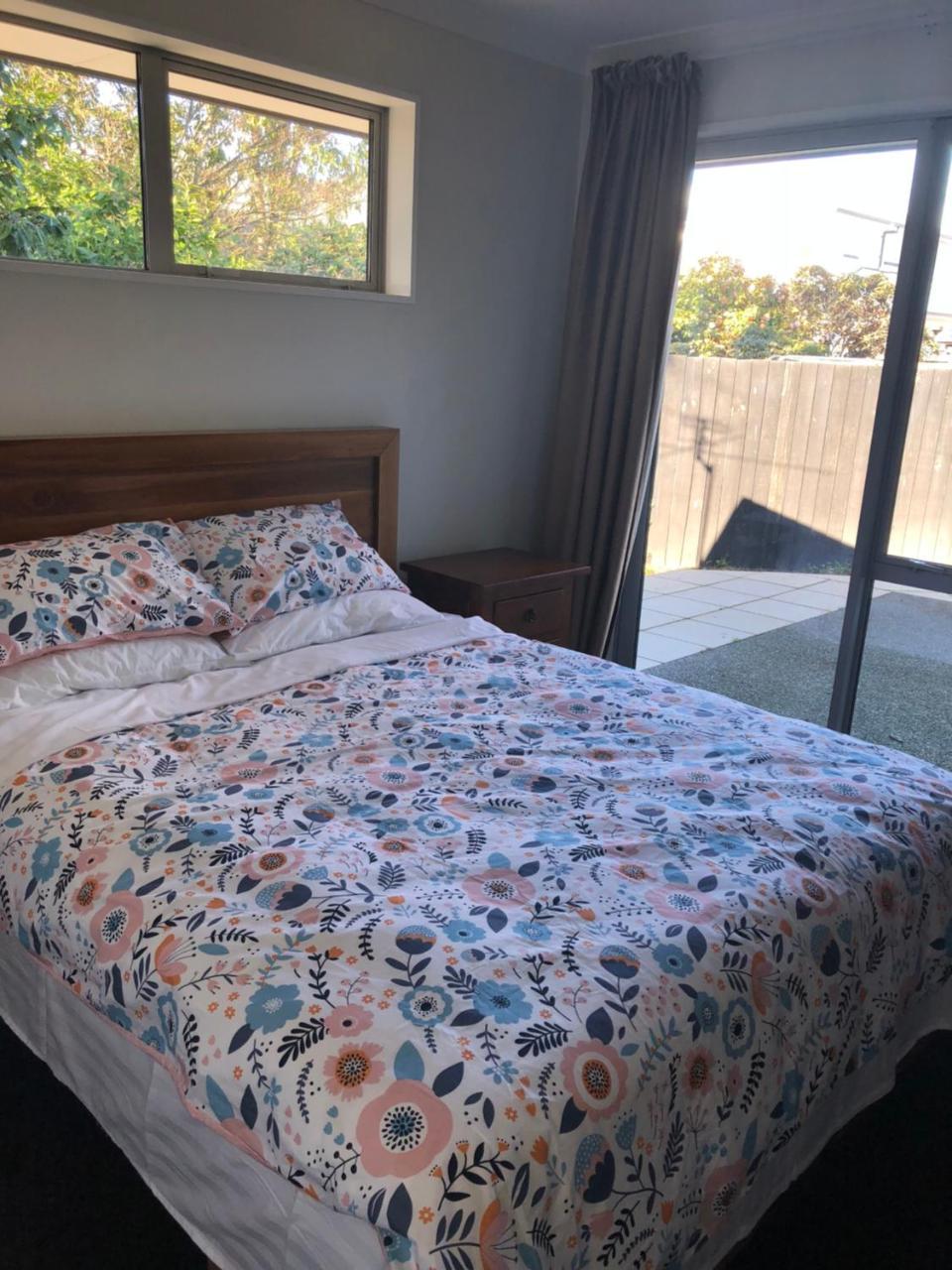 Memorial Holiday Home Christchurch Esterno foto
