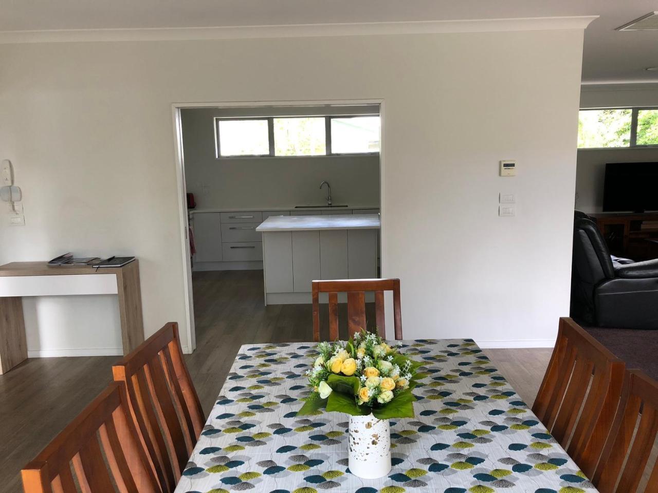 Memorial Holiday Home Christchurch Esterno foto